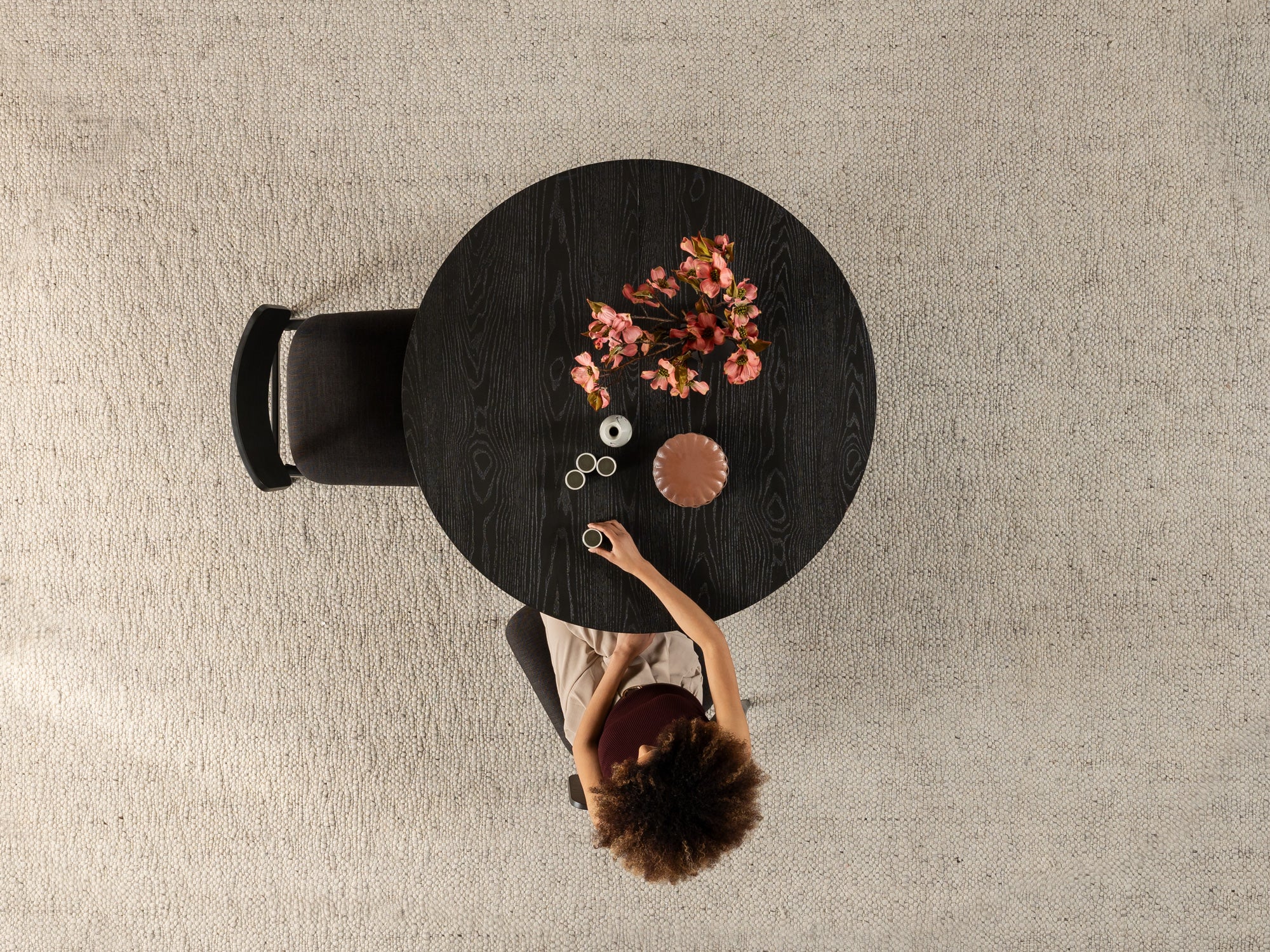 Round Dining Set - The Family - Image 38