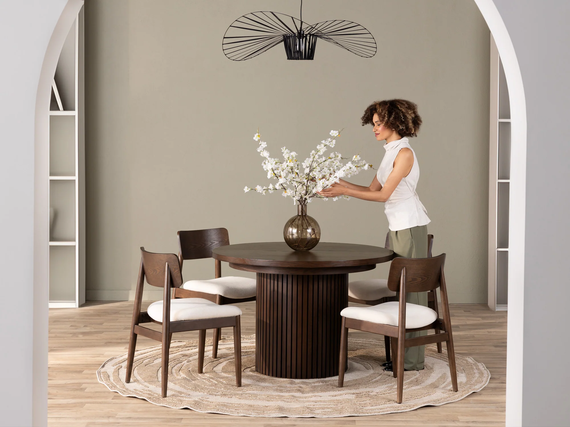 Round Dining Set - The Family - Image 47
