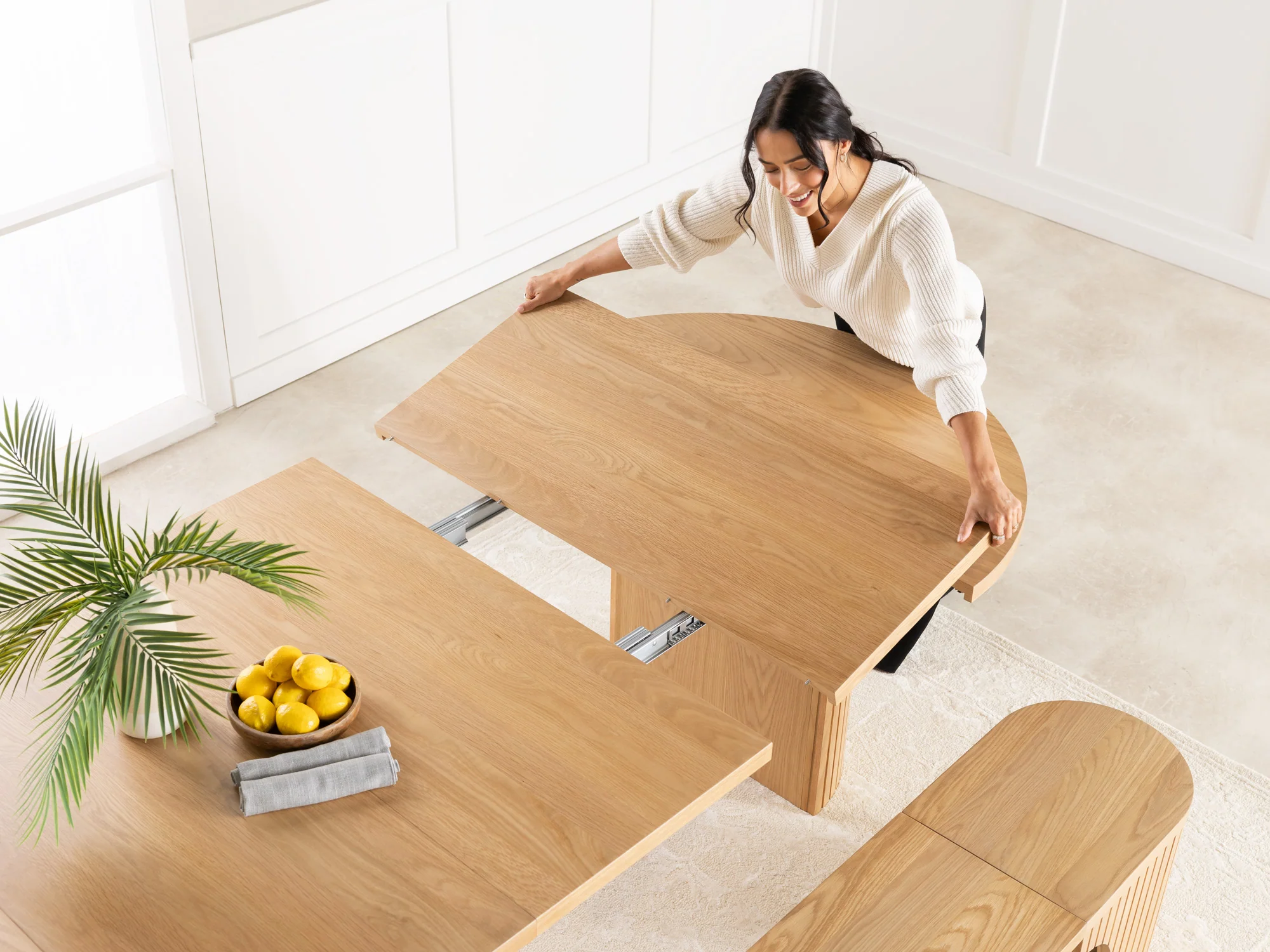 Round Dining Set - The Host - Image 22