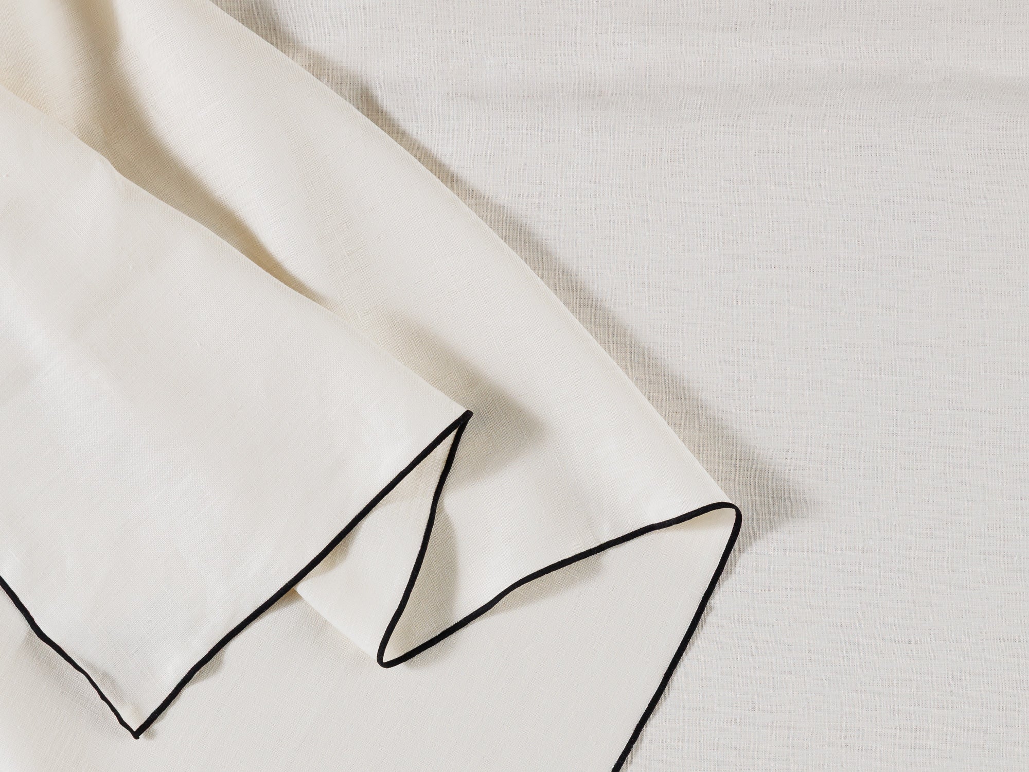 Table Accessories Set - Linen - Image 18